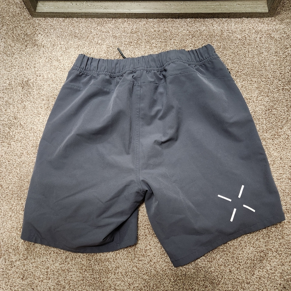 Ten thousand shorts. FOUNDATION SHORT 7" Medium